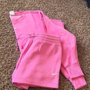 Women’s Nike Sweatshirt and Shorts Set